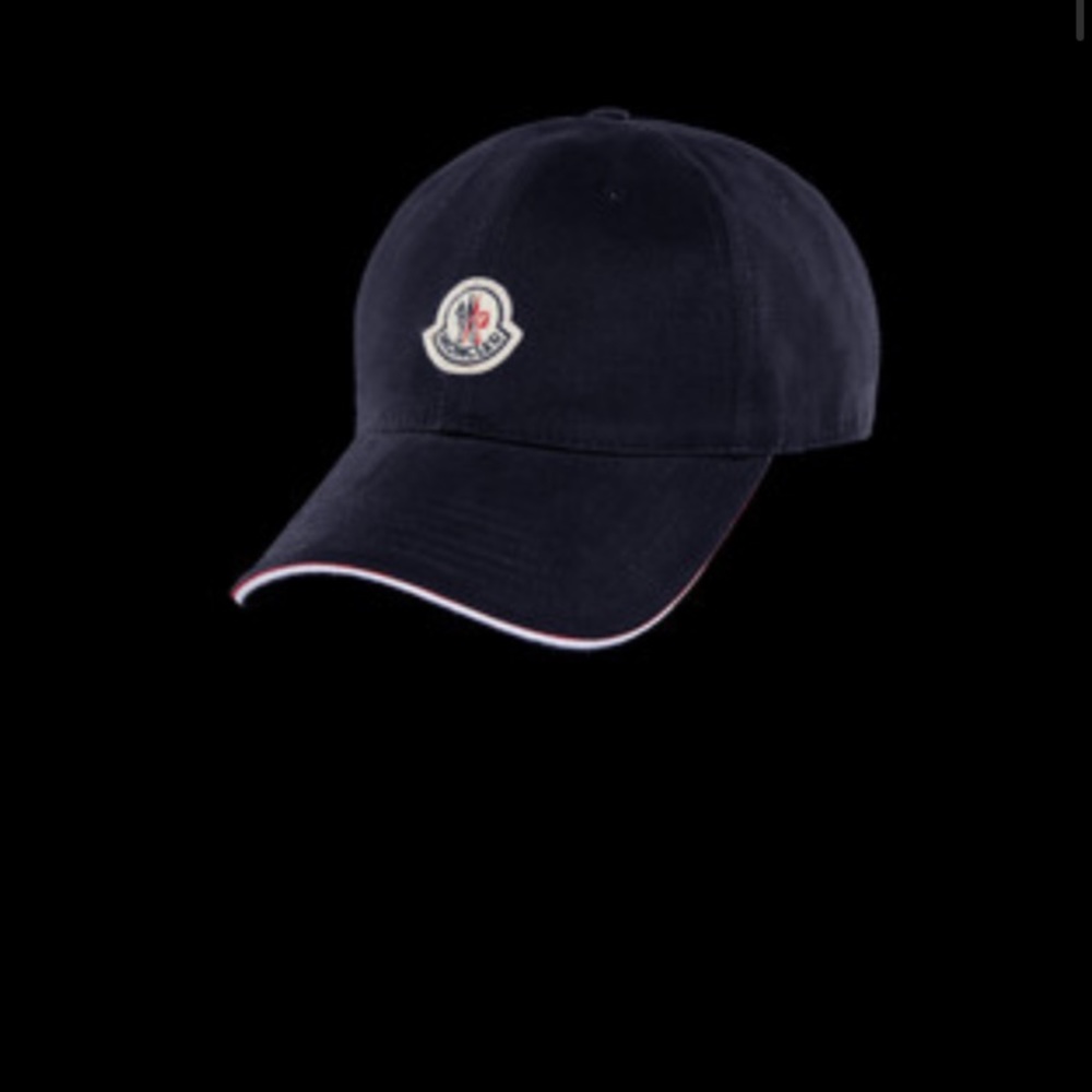 MONCLER hat